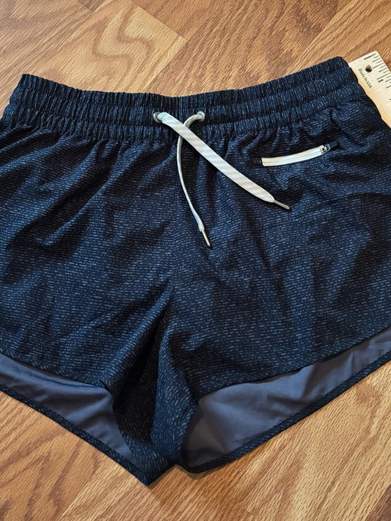 Vuori Pants - Vuori Black Athletic Running Shorts with Drawstring